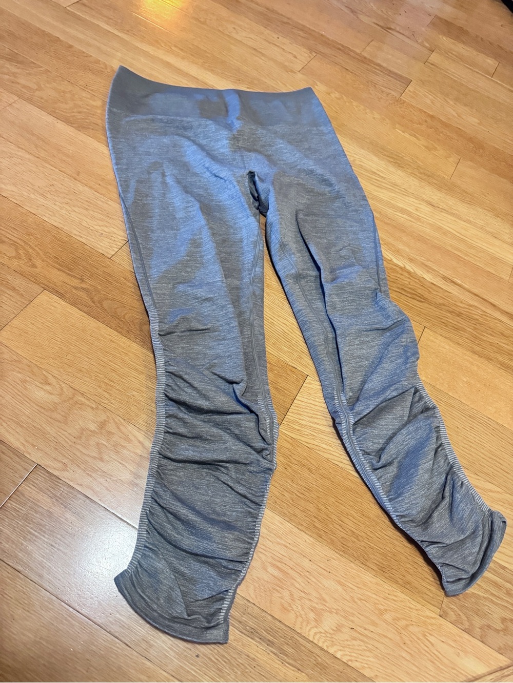 Gray Active Leggings - Comfortable Stretch Bottoms